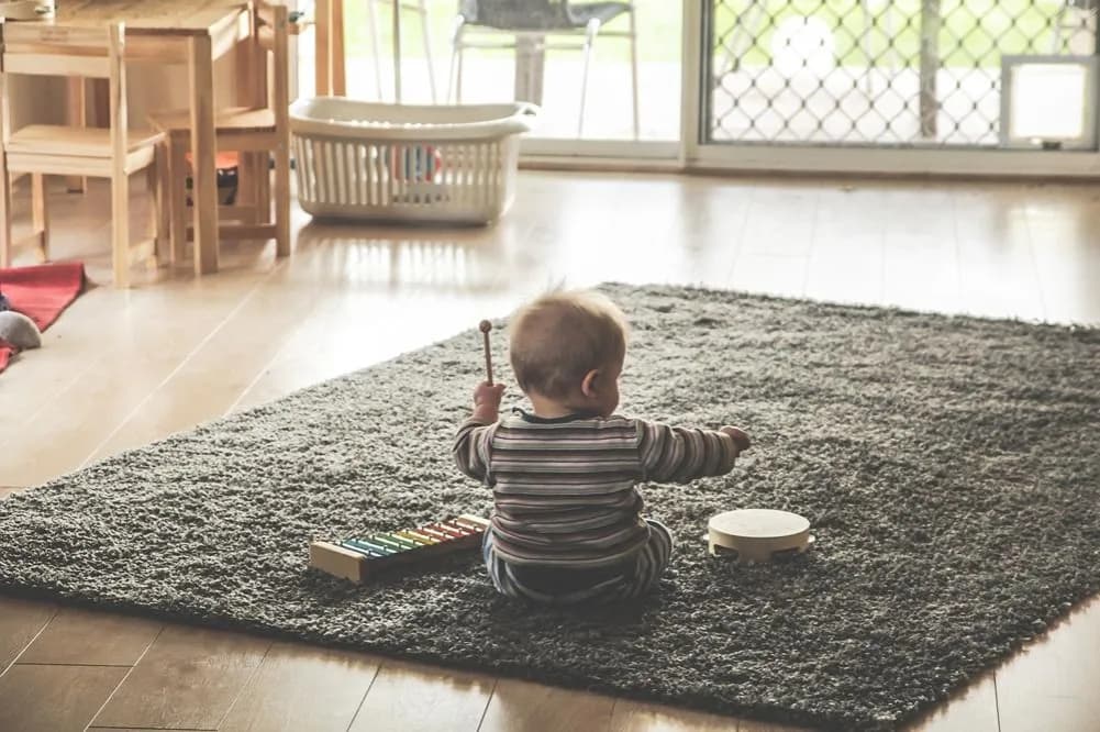 Kiedy dziecko mówi mama tata? Odkryj kluczowe etapy rozwoju mowy Kiedy dziecko mówi mama tata? Odkryj kluczowe etapy rozwoju mowy