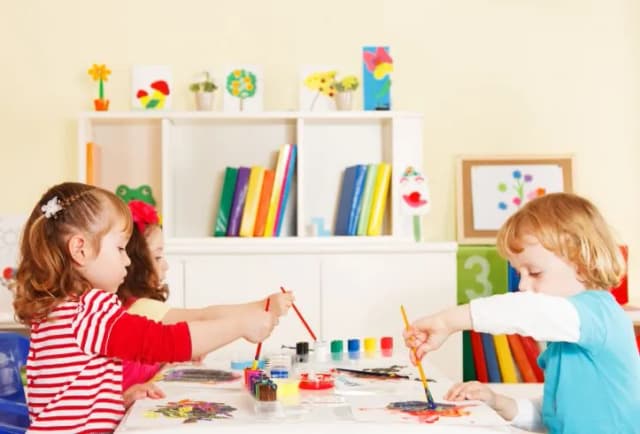 Ile godzin kształcenia specjalnego w przedszkolu? Kluczowe informacje Ile godzin kształcenia specjalnego w przedszkolu? Kluczowe informacje