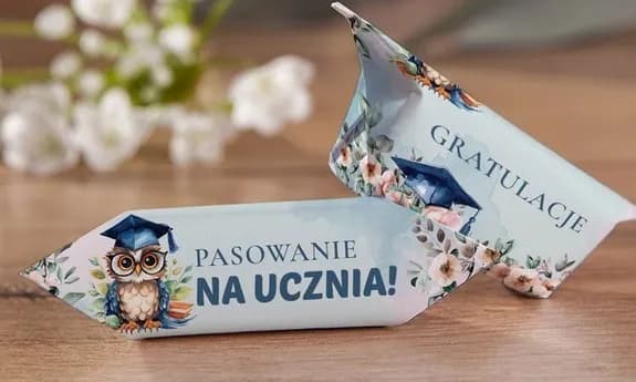 Pomysły na wyjątkowe prezenty na pasowanie przedszkolaka, które zachwycą Pomysły na wyjątkowe prezenty na pasowanie przedszkolaka, które zachwycą